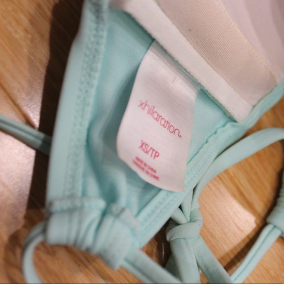 XHILARATION Flowy Strapless Bathing Suit Top - Picture 4 of 4